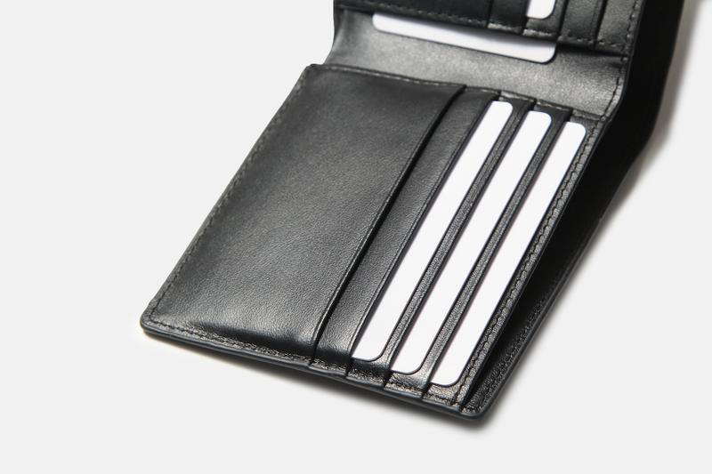 Thiết kế của chiếc ví da bò xiaomi đơn giản mà đẹp